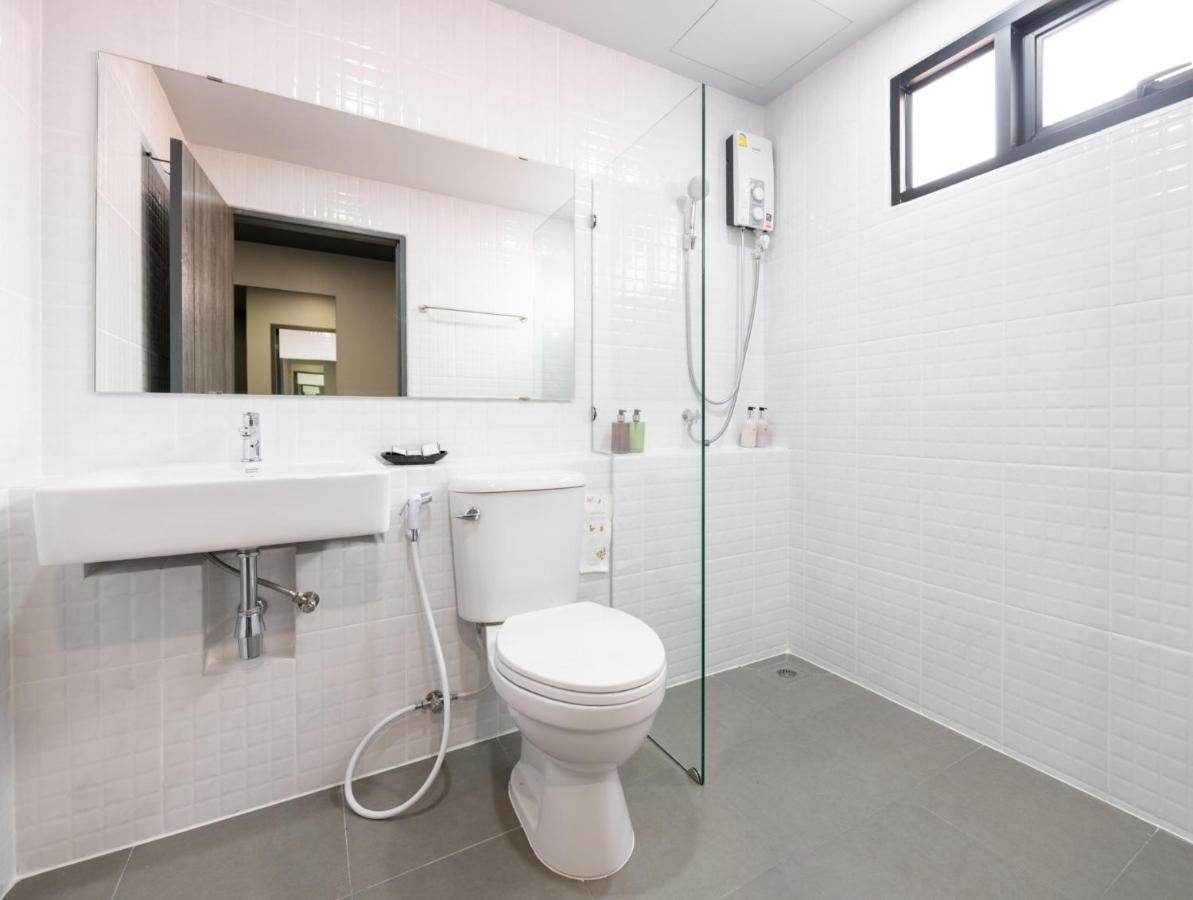 Oblique Apartment - ออฟบลิค อพาร์ทเมนท์ Nonthaburi Buitenkant foto